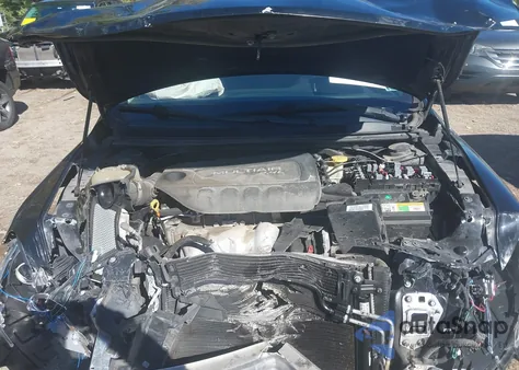 2015 Chrysler 200 Limited из США, поврежденный, VIN 1C3CCCAB0FN734630